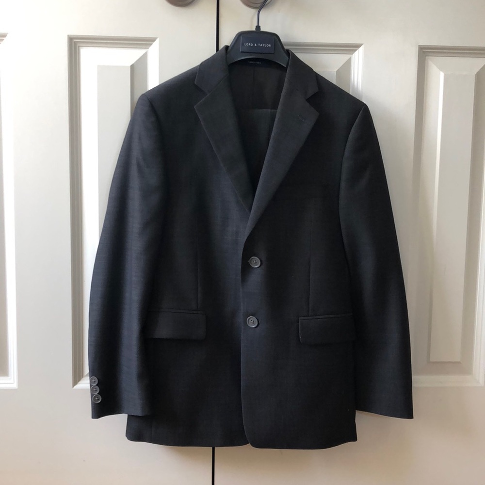 Boys Lord & Taylor 2-piece Suit in Charcoal Grey
